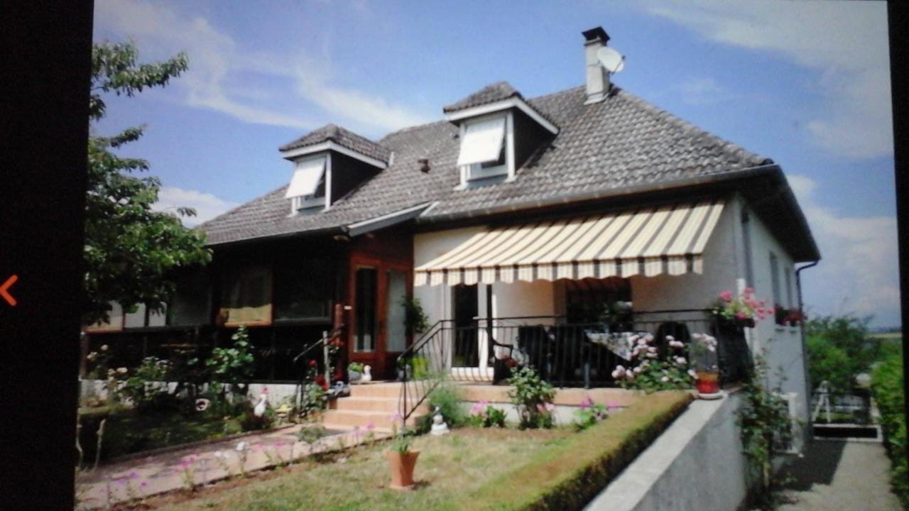 Maison Avec Veranda Proche Du Centre Ville Rignac  Exteriör bild