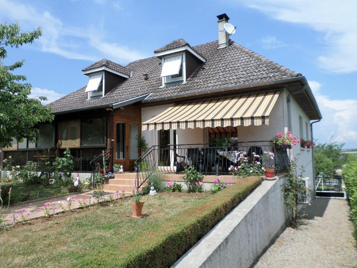 Maison Avec Veranda Proche Du Centre Ville Rignac  Exteriör bild